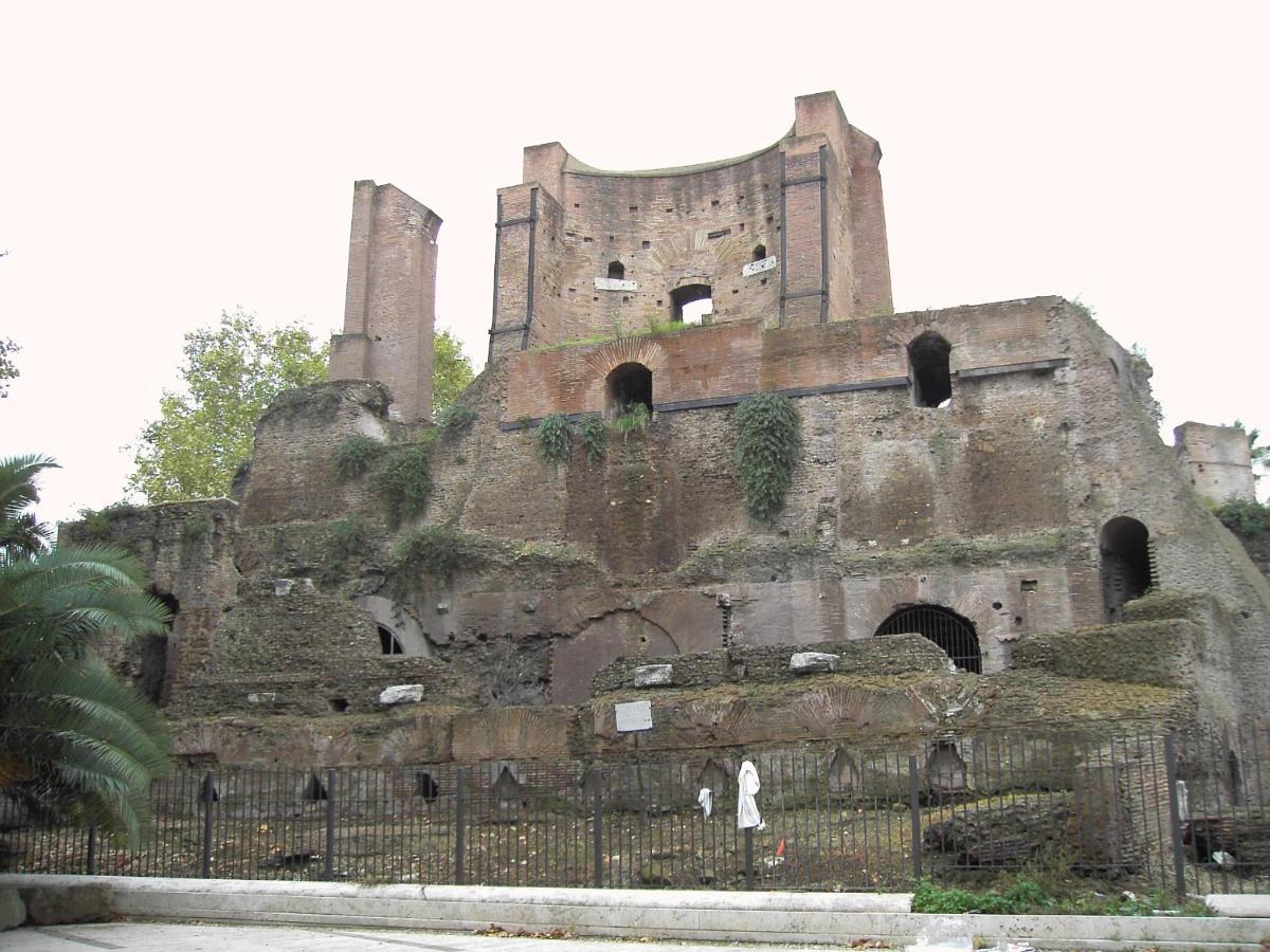 Bed And Breakfast Piazza Vittorio87 Rom Exterior foto